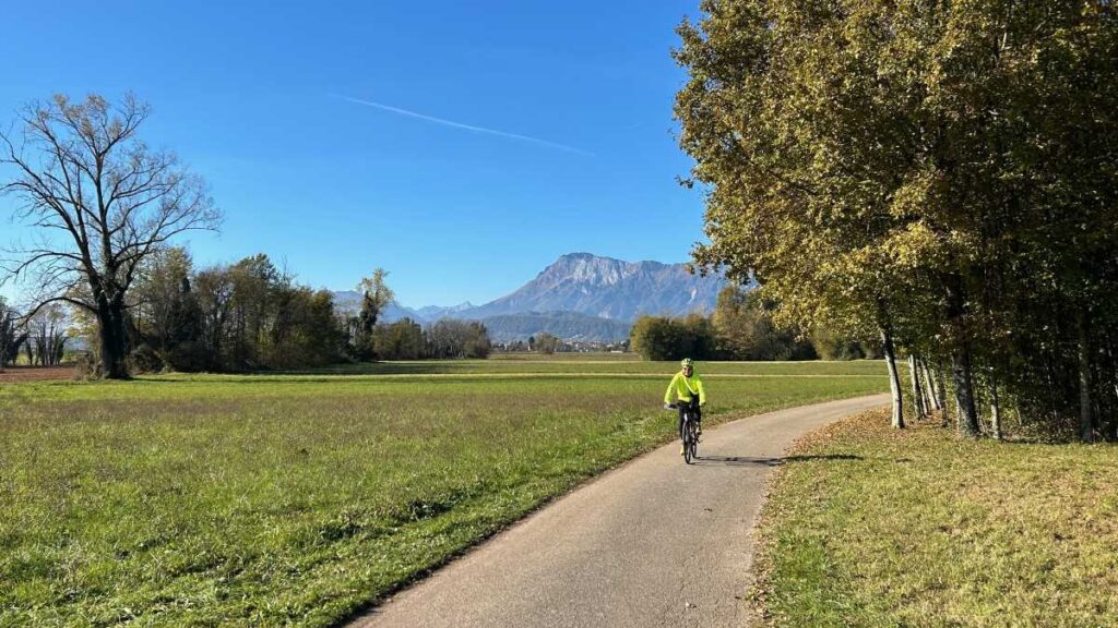 Ciclista in Friuli sulla Pedemontana Credits Fabrizio Masi